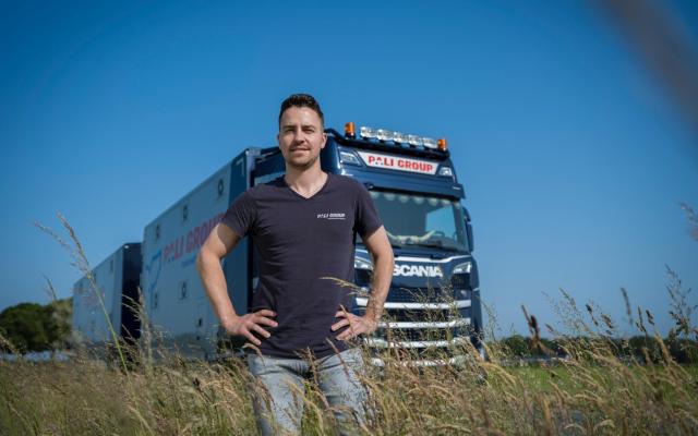 Chauffeur Veetransport Internationaal